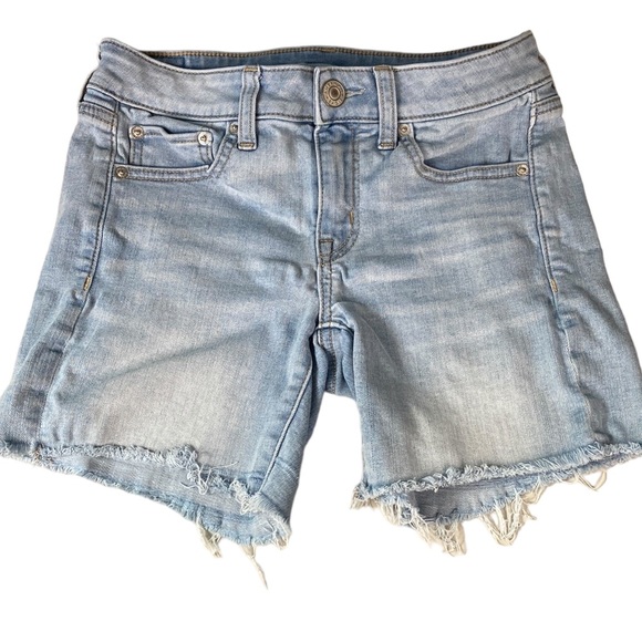 AEO Light Wash Next Level Stretch Cut Off Short - Picture 11 of 11